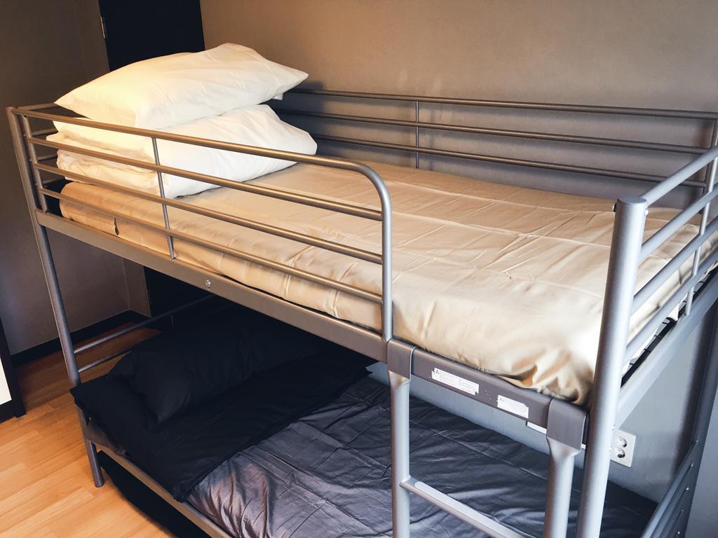 Paul's Guest house 2*